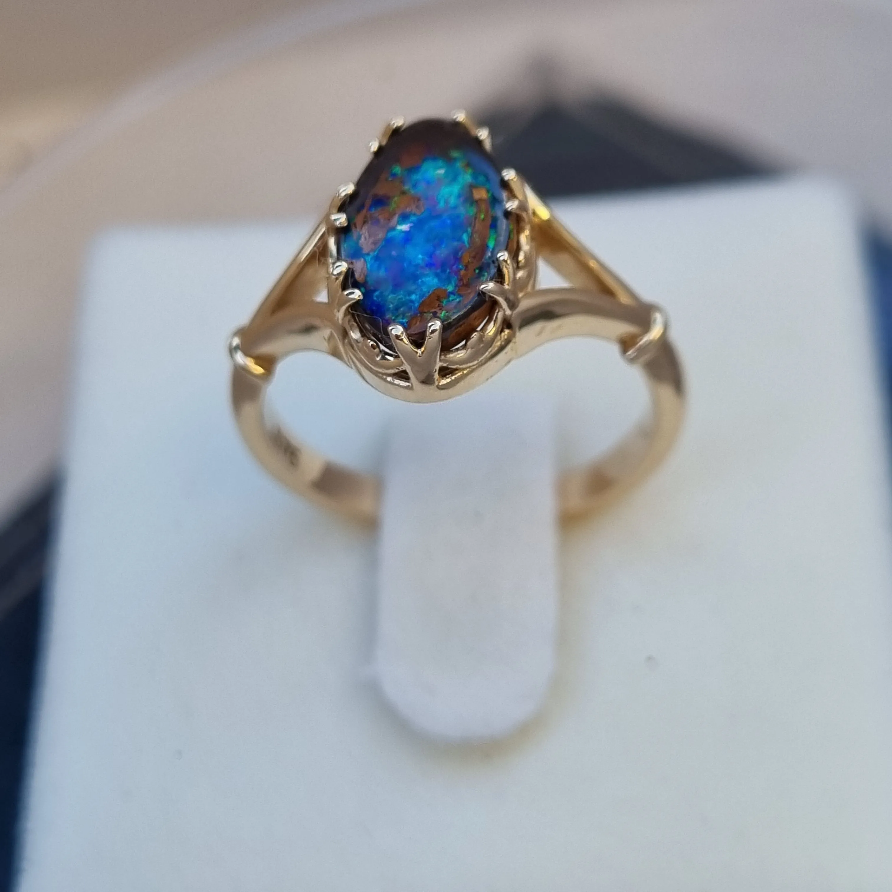 Antique Gallery Style Queensland 'Rock Pool' Boulder Opal Solitaire ring     Design Ref:  Y-gallerystrip