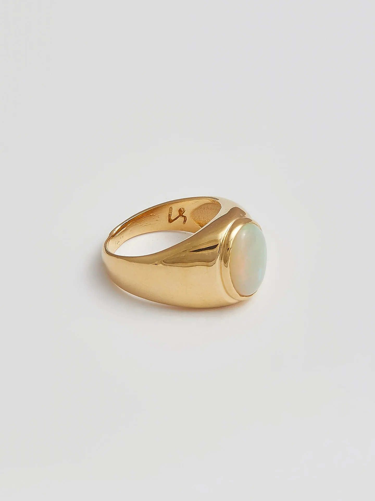 Classico Opal Signet