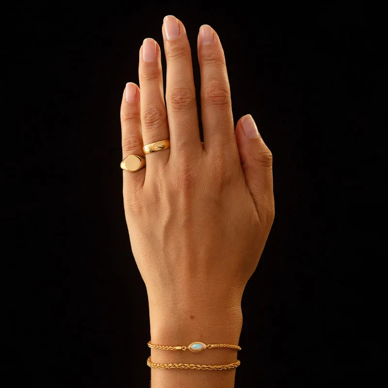 Iris Bracelet, Jelly Opal, 9kt Yellow Gold