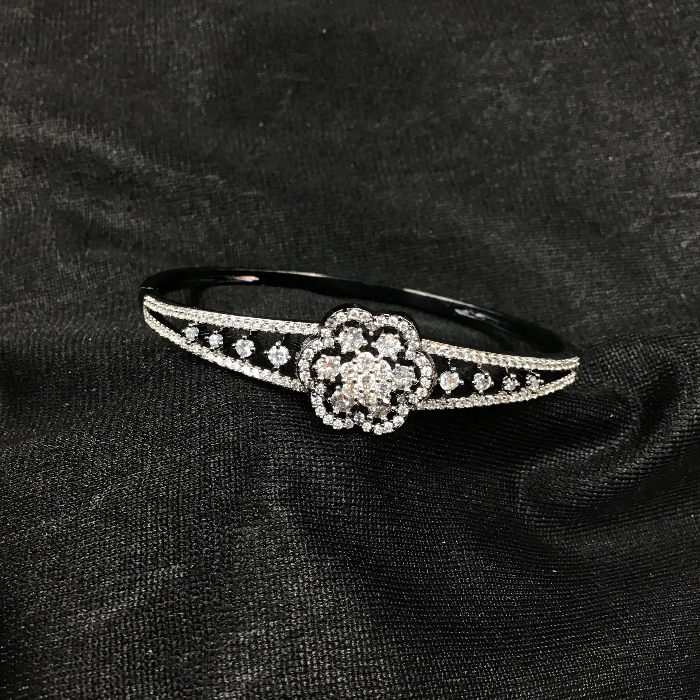 Openable Zircon/AD Bracelet 3244-11