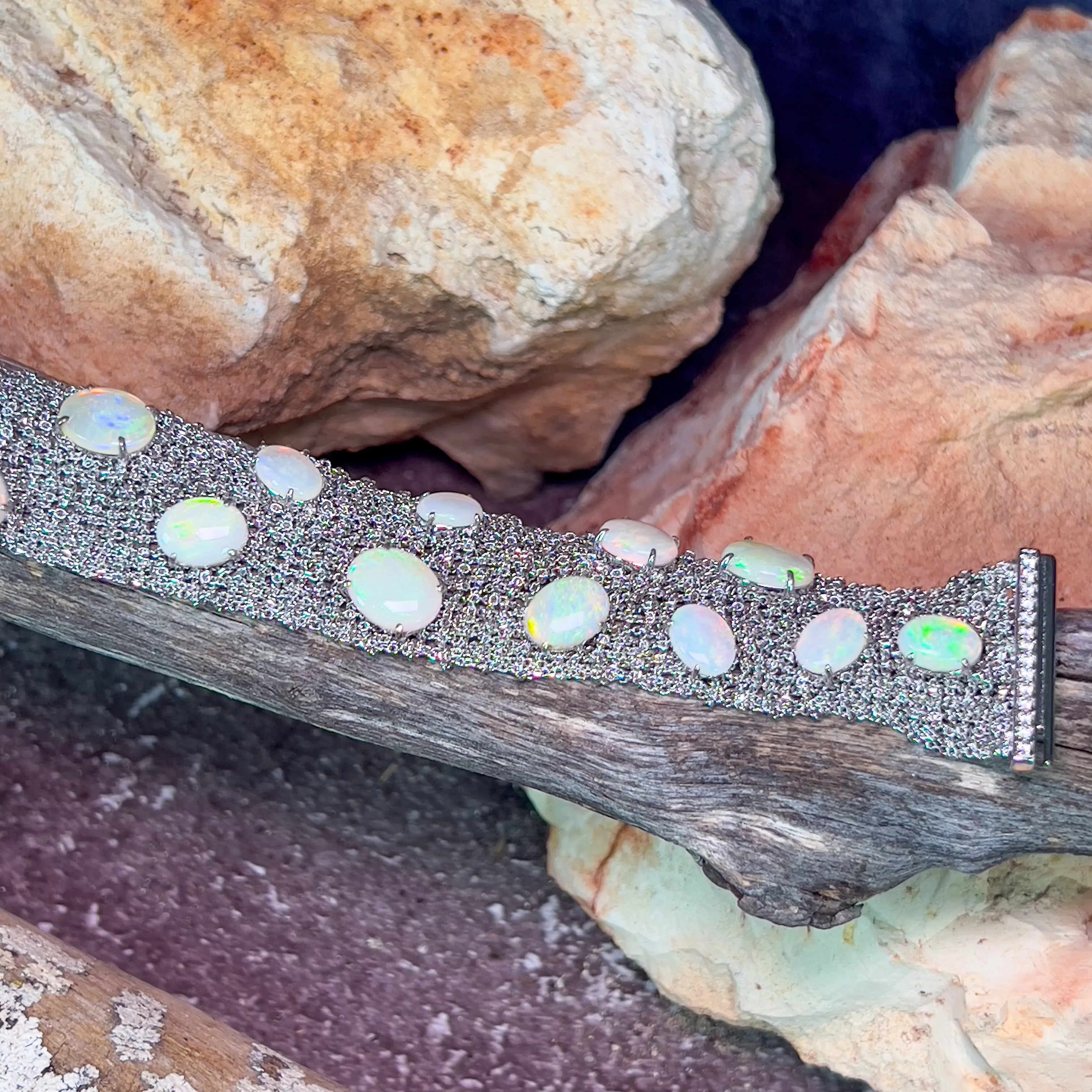 Sterling Silver chain mail wide bracelet with 16.72ct Opals
