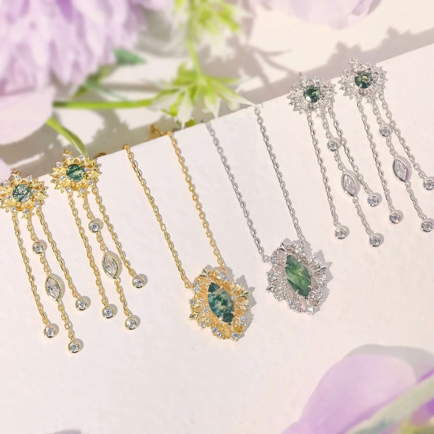 Trellis Moss Agate Necklace and Earrings Set (Yellow Gold)