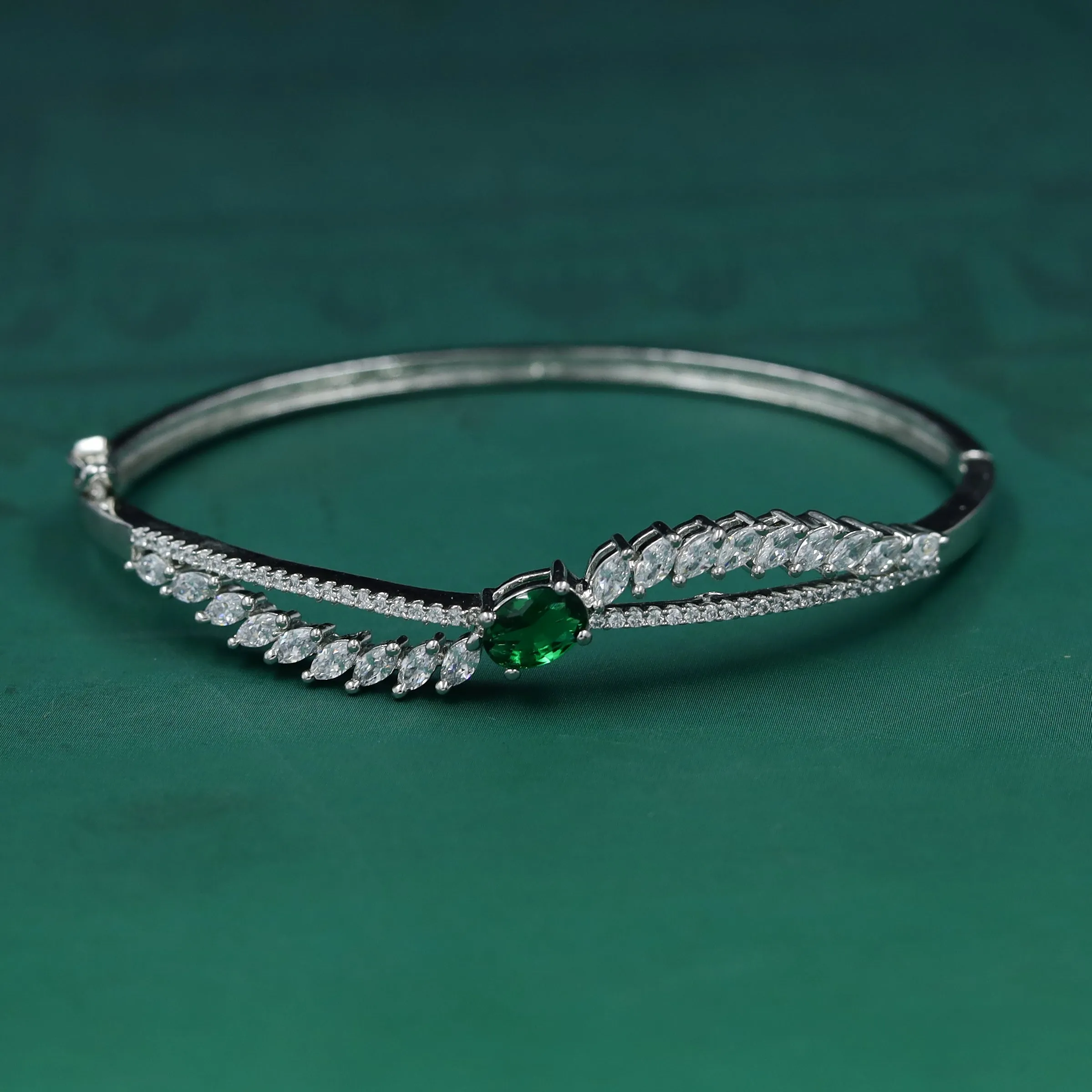 Zircon/AD Bracelet 10678-69