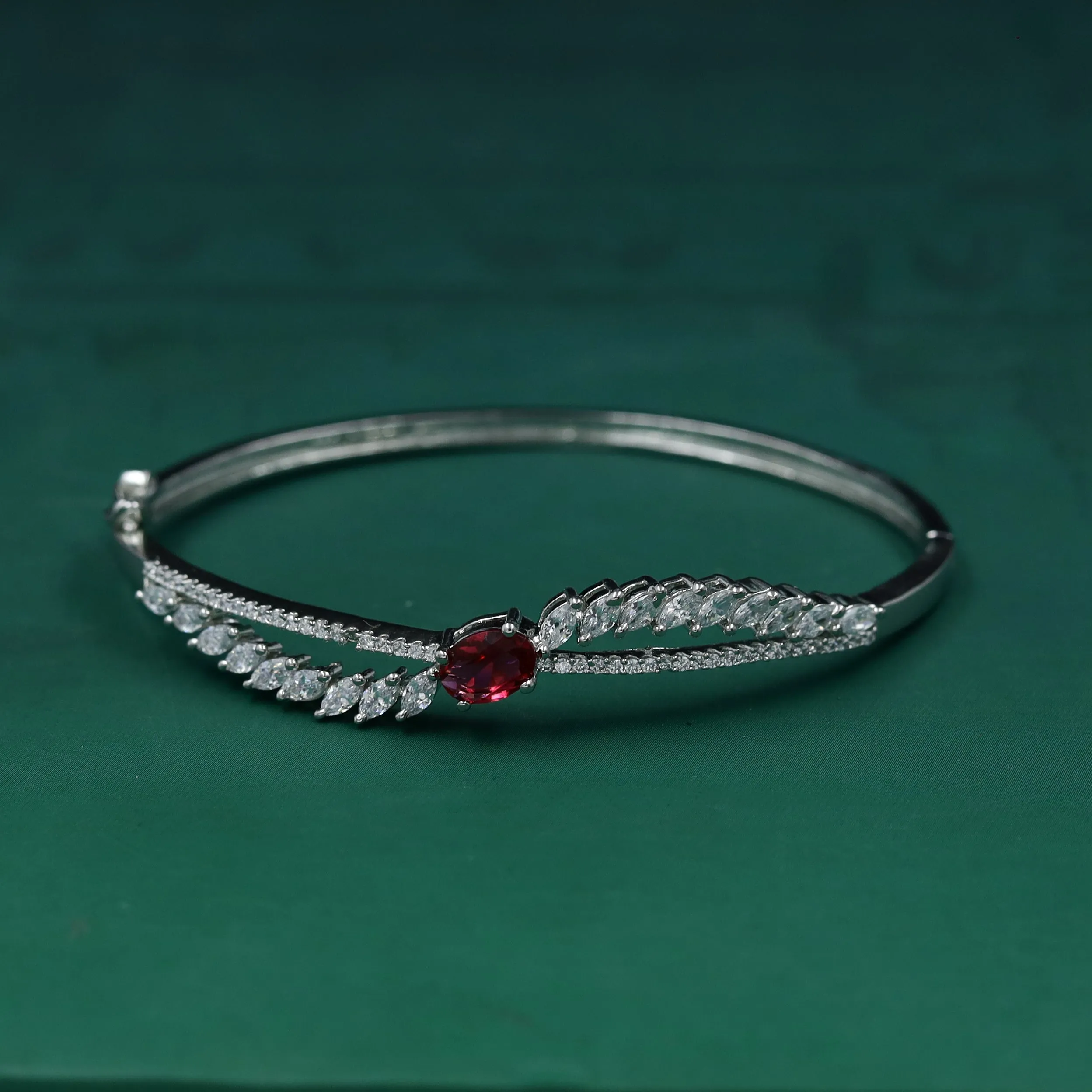 Zircon/AD Bracelet 10678-69