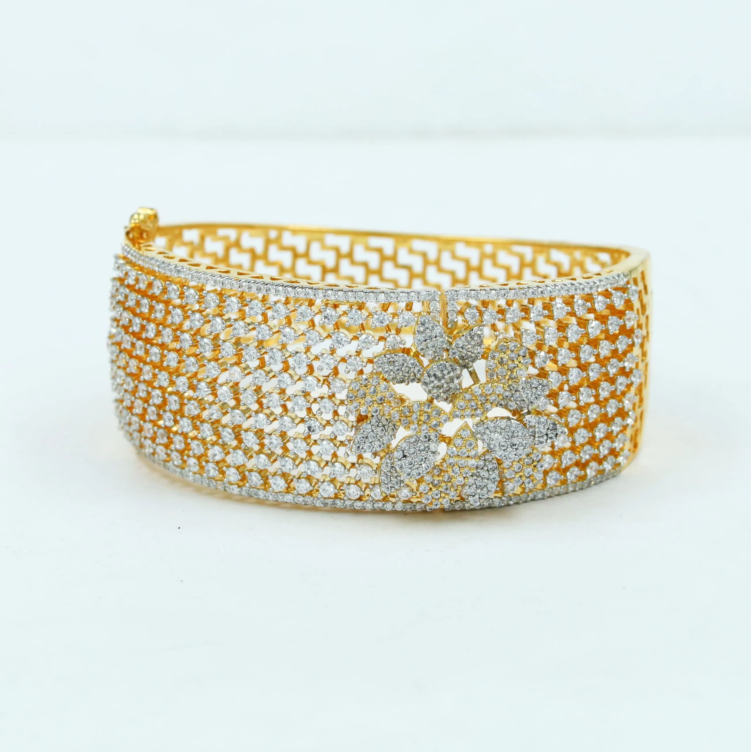 Zircon/AD Bracelet 12015-69